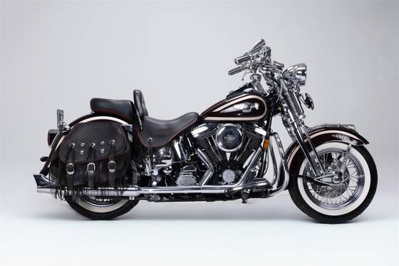 HARLEY-DAVIDSON SOFTAIL HERITAGE SPRINGER 
